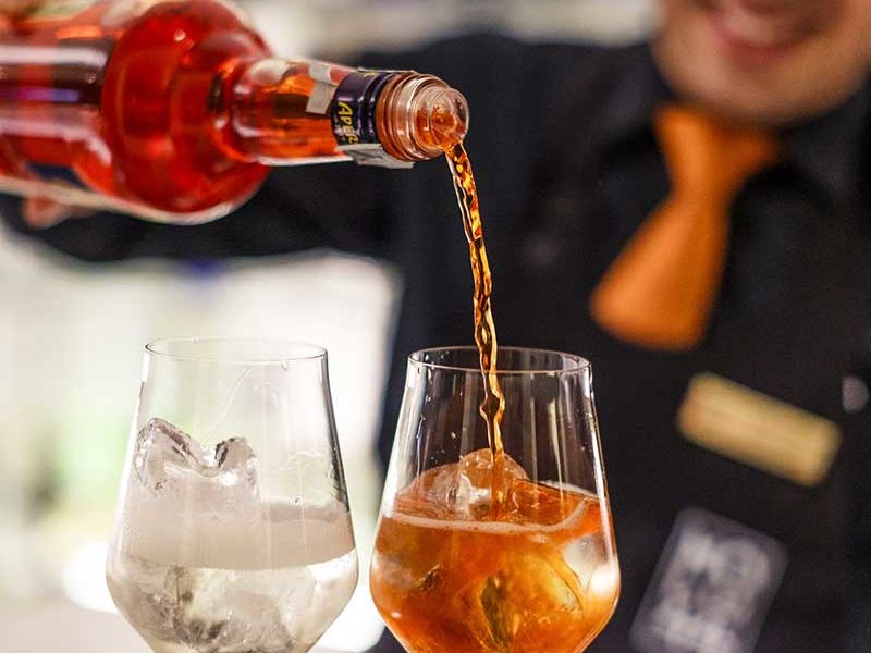 Du Lac et Du Parc Grand Resort - Food & Drink