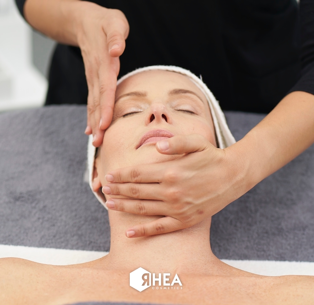 Rhea Express Facial