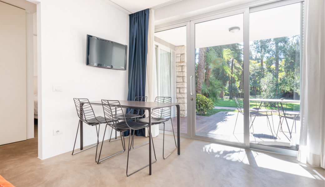 Three Room Bungalow Classic