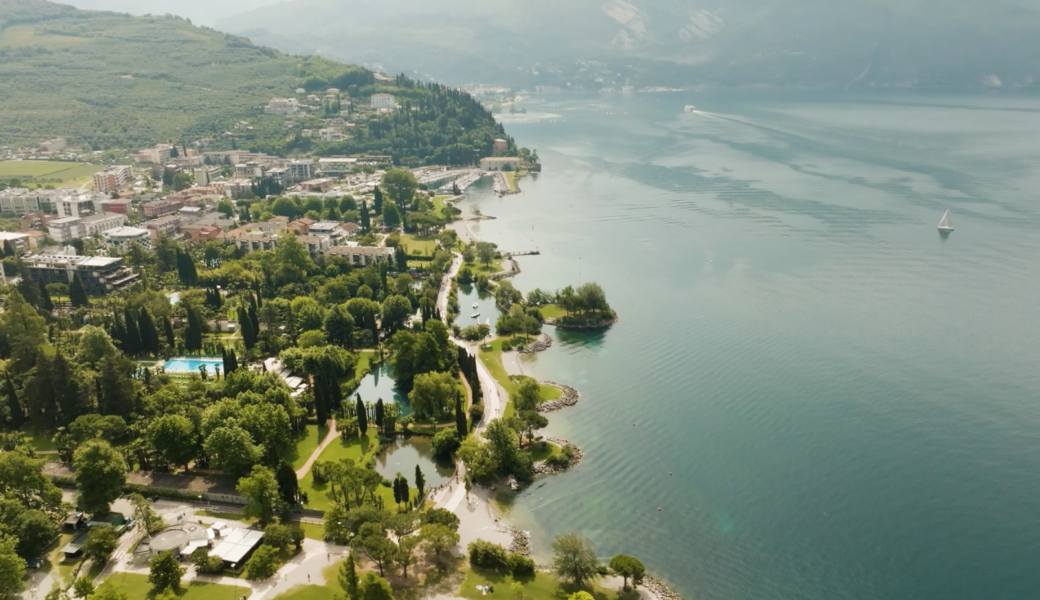 Du Lac et Du Parc Grand Resort - LAND IN OUR PARK